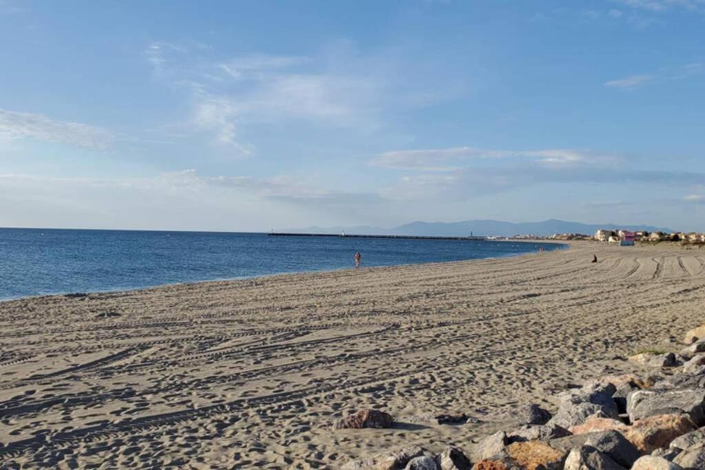 Maisonnette Climatisee Dans Residence Naturiste Leucate Exterior photo